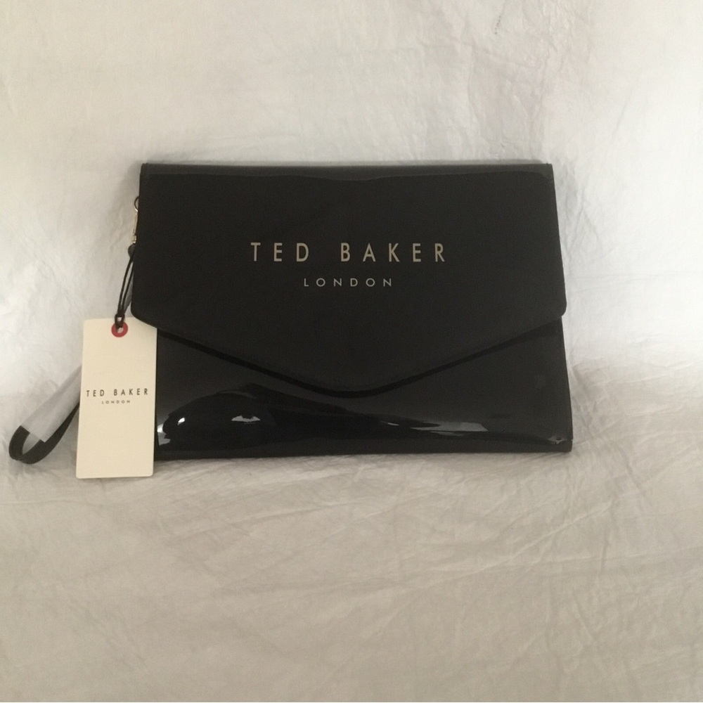 NWT Ted Baker London Spell Out SCRATCH Patent Leather Envelope Clutch Bag Black